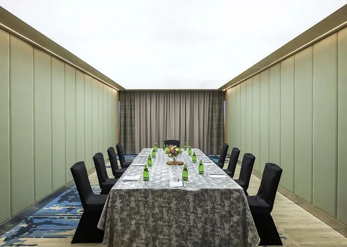 Radisson Blu Mumbai International AirportAirport Hotel